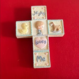 Precious Moments "Jesus Loves Me" Wall Cross 4”H 3”W